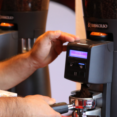 Rösterei-Tipp: Der optimale Mahlgrad für Ihren Kaffee/Espresso